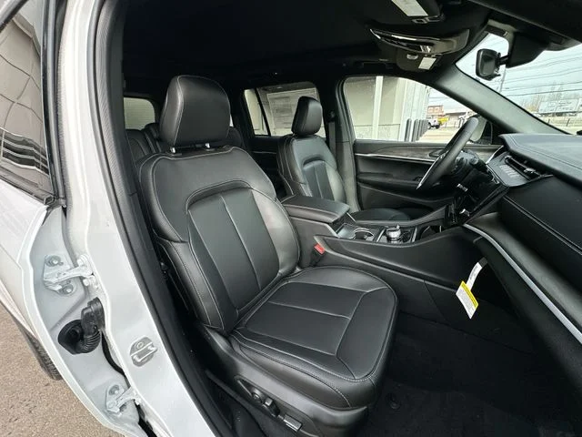 New 2026 Bright White Clearcoat Jeep Limited image 27