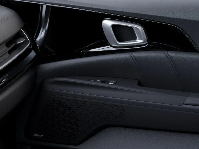 New 2026 Ceramic Silver Kia SX Prestige image 26