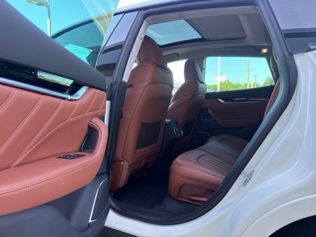 Used 2022 Silk Maserati Modena image 6