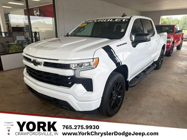 Used 2023 White Chevrolet RST image 1
