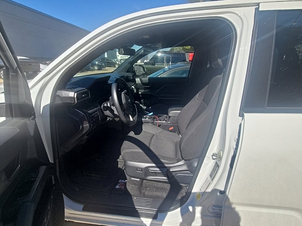 Used 2025 White Toyota SR5 image 6