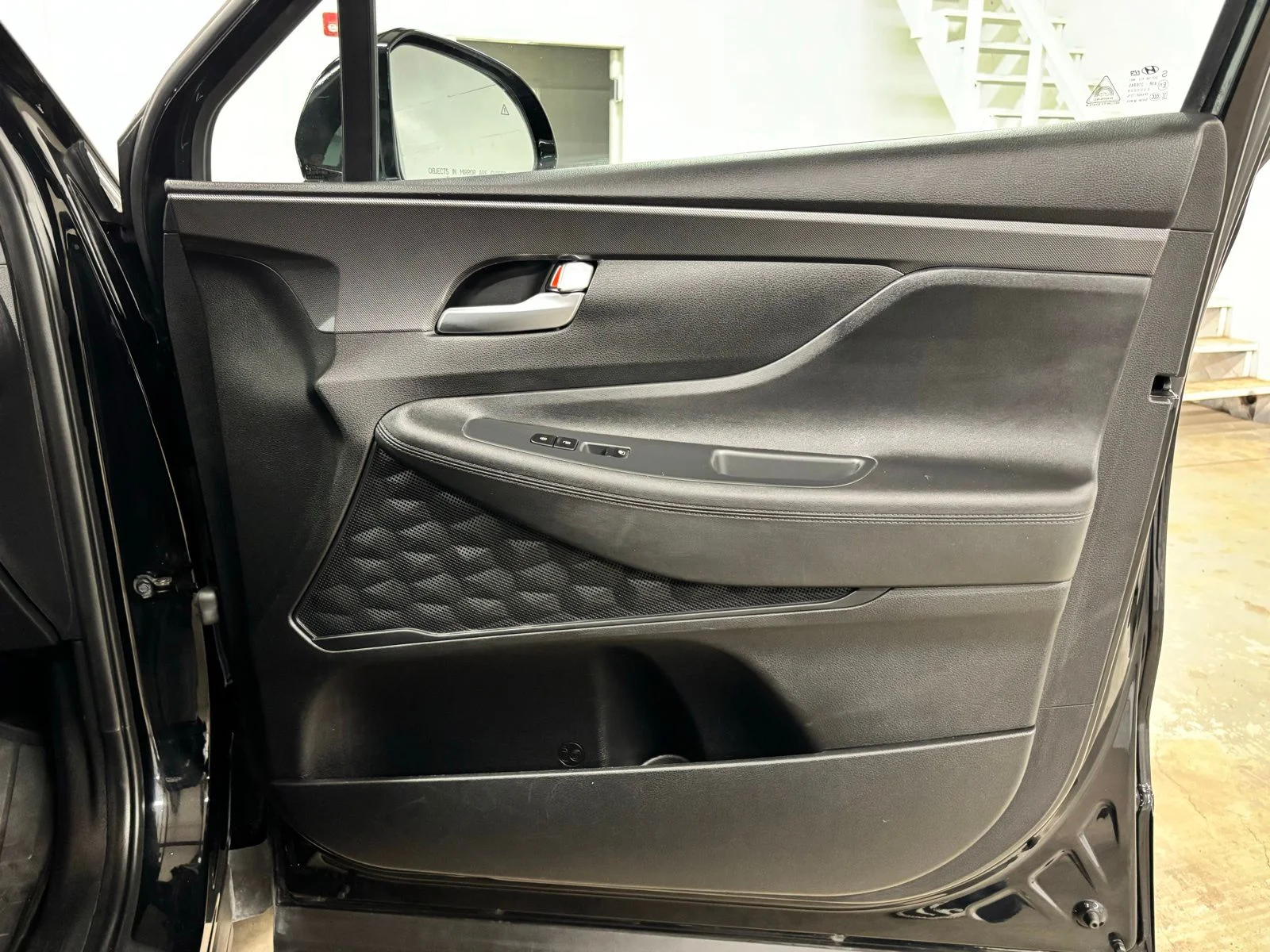 Used 2023 Black Hyundai SEL image 22