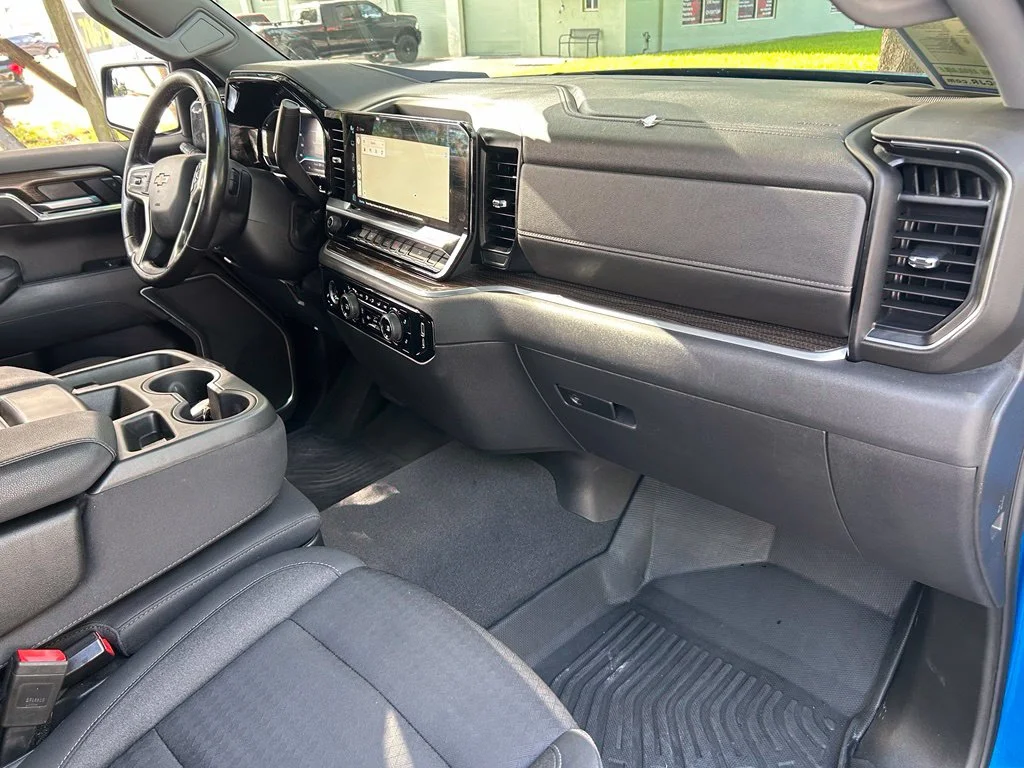 Used 2022 Glacier Blue Metallic Chevrolet LT image 41