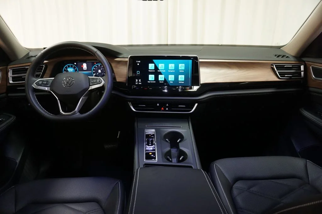 New 2026 Opal White Volkswagen 2.0T SE image 14