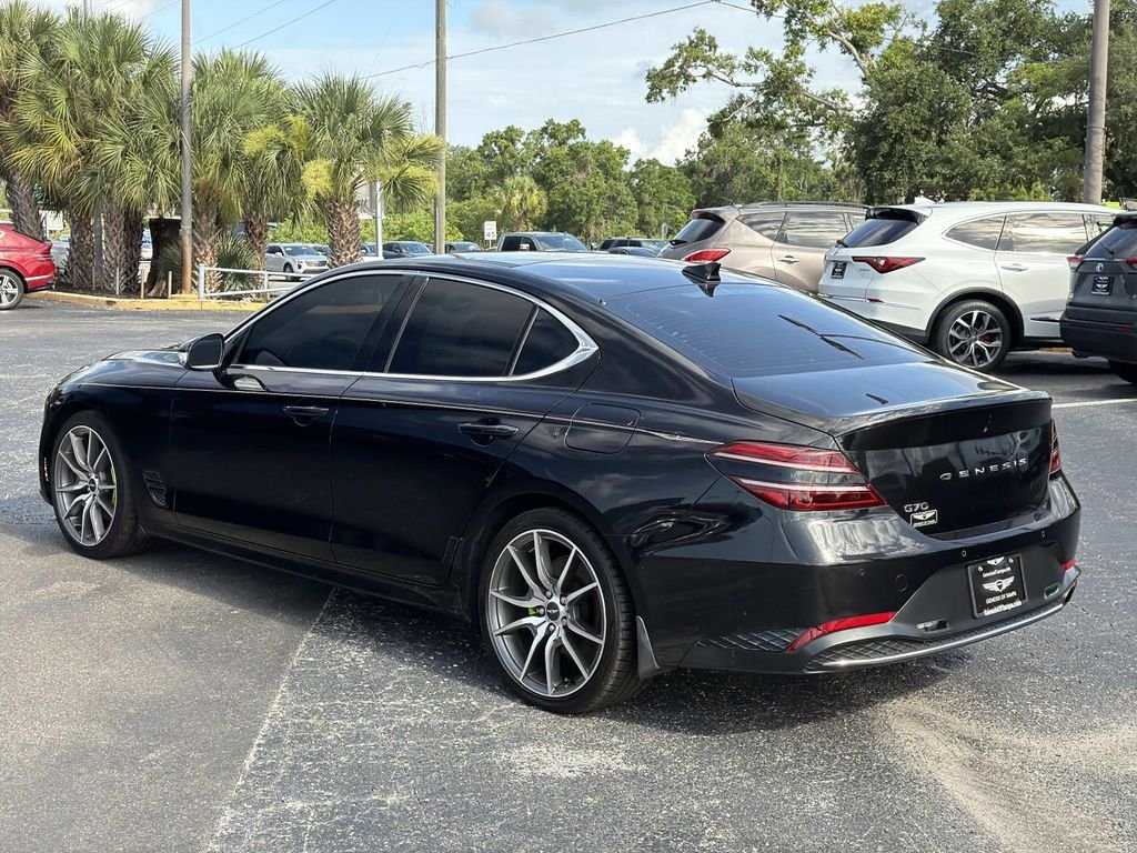 Used 2022 Black Genesis 2.0T image 7