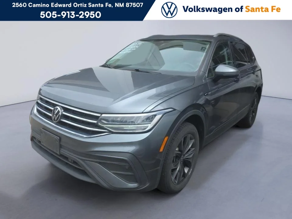 Used 2023 Platinum Gray Metallic Volkswagen SE image 1