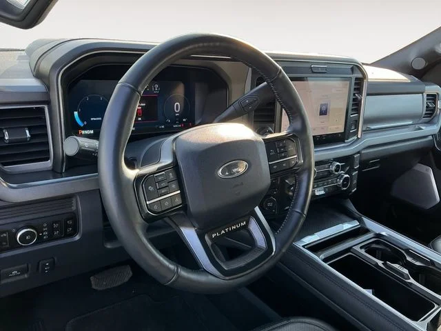 Certified Used 2025 Agate Black Metallic Ford Platinum image 9