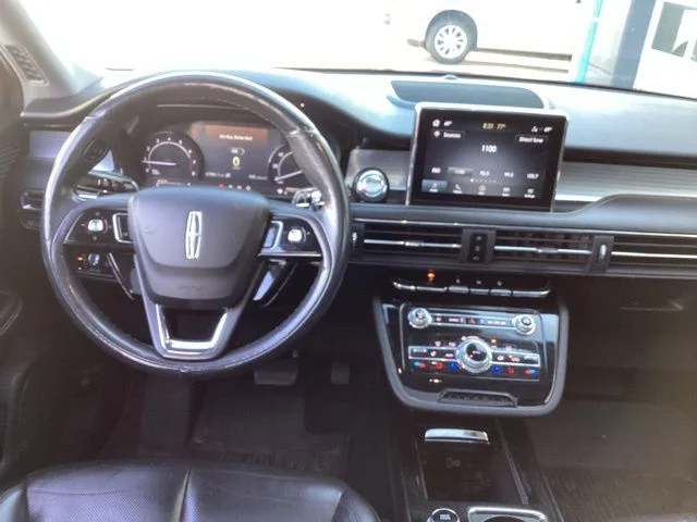 Used 2022 Blue Lincoln Standard image 18