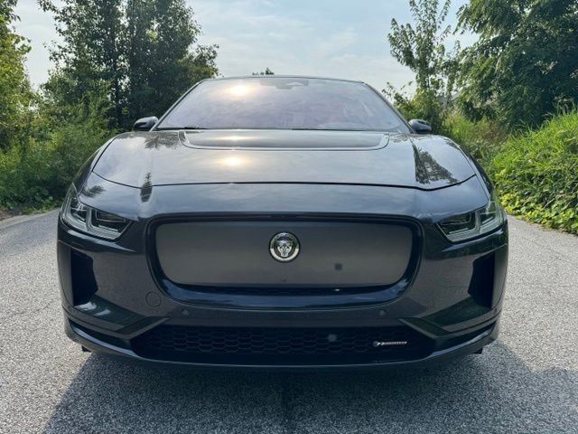 Used 2024 Carpathian Gray in Satin Finish Jaguar HSE image 3