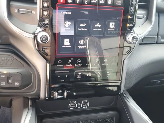 2025 RAM 3500 Laramie - Photo 25