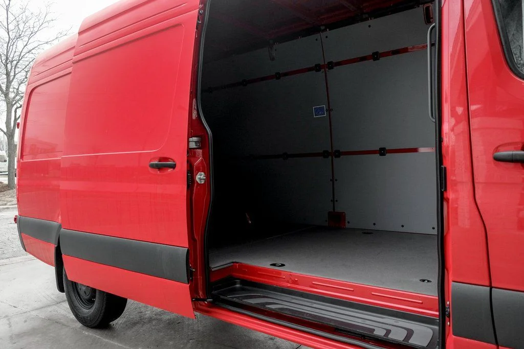 Used 2026 Jupiter Red Mercedes-Benz Cargo 170 WB image 10