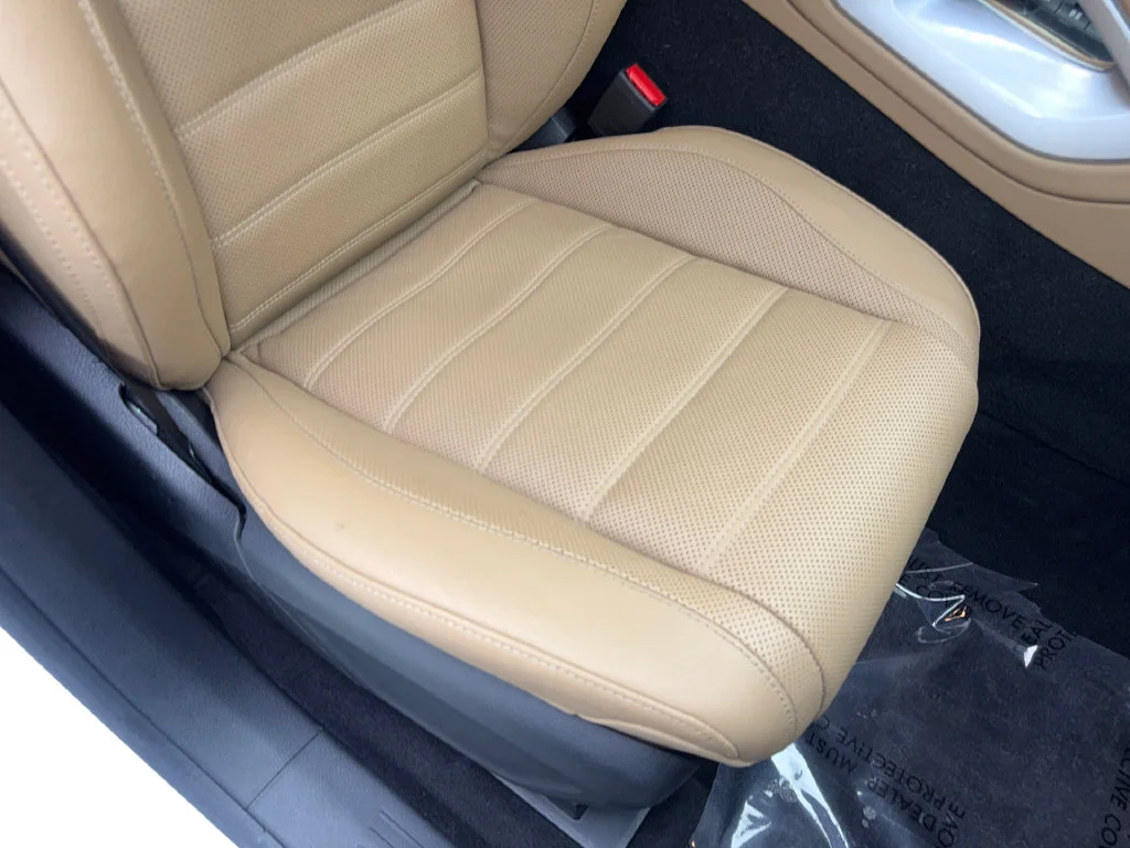 Used 2025 White Mercedes-Benz GLS 450 image 51