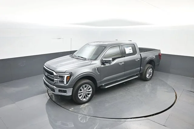 New 2026 Carbonized Gray Metallic Ford Lariat® image 23