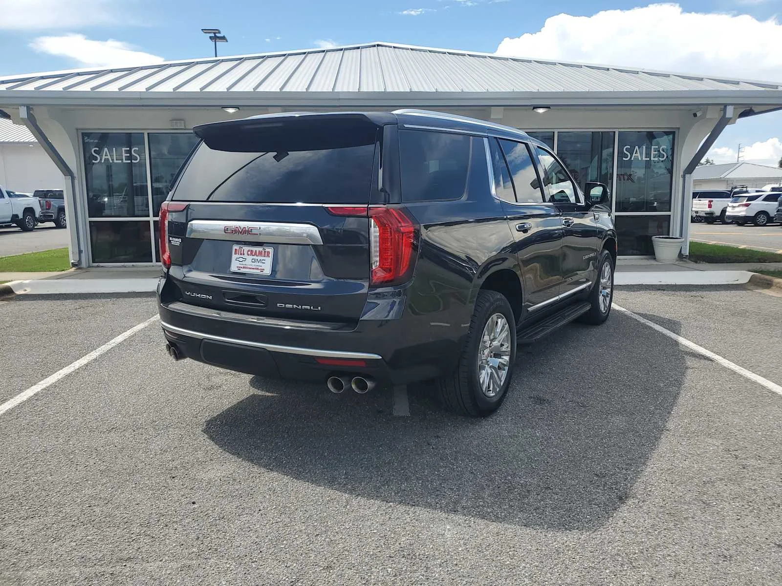 Used 2023 TITANIUM RUSH METALLIC GMC Denali image 8
