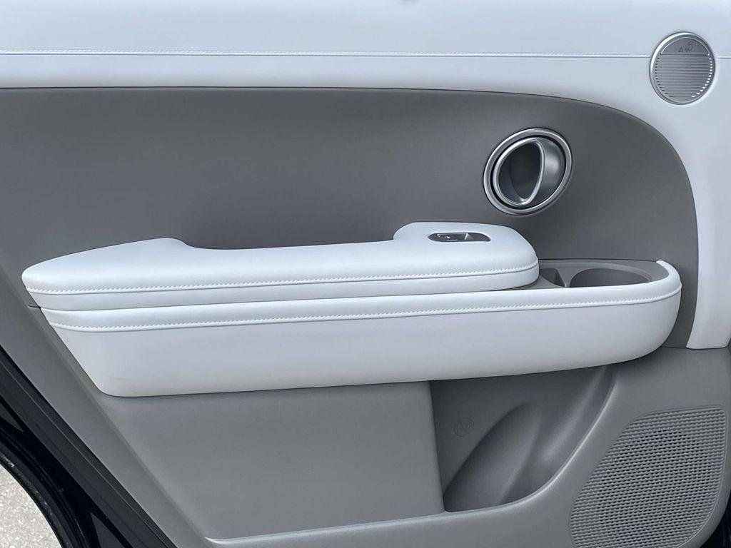 New 2026  Hyundai SEL 8P image 10