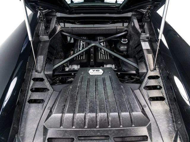 Used 2018 Black Lamborghini  image 42