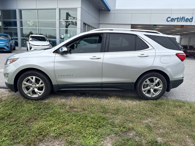 Used 2021 SILVER ICE METALLIC Chevrolet Premier image 4
