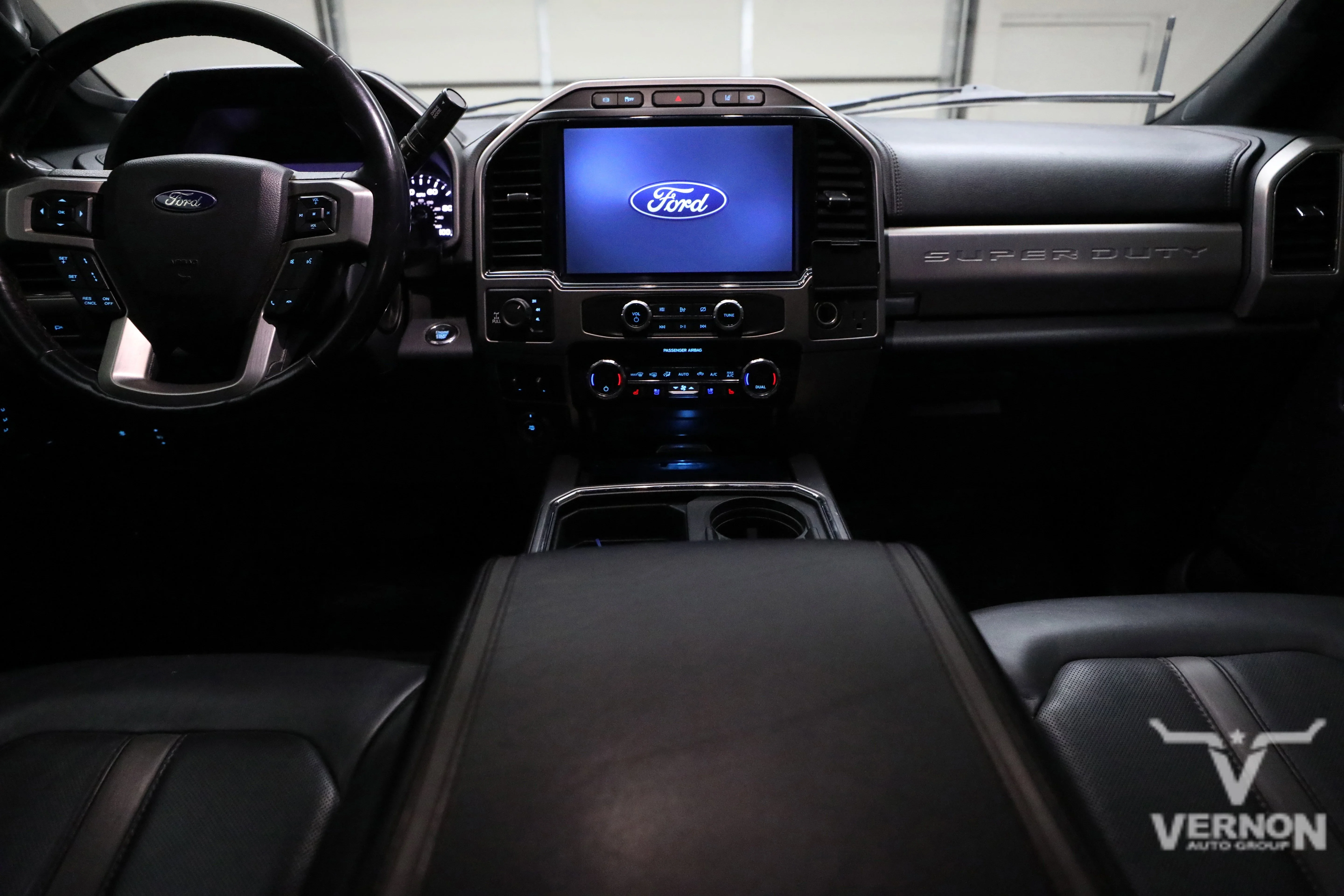 Pre-Owned 2022 Ford Super Duty F-250 Platinum Crew Cab 4x4