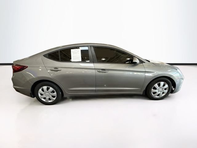 Used 2020 Fluid Metal Hyundai SE image 30