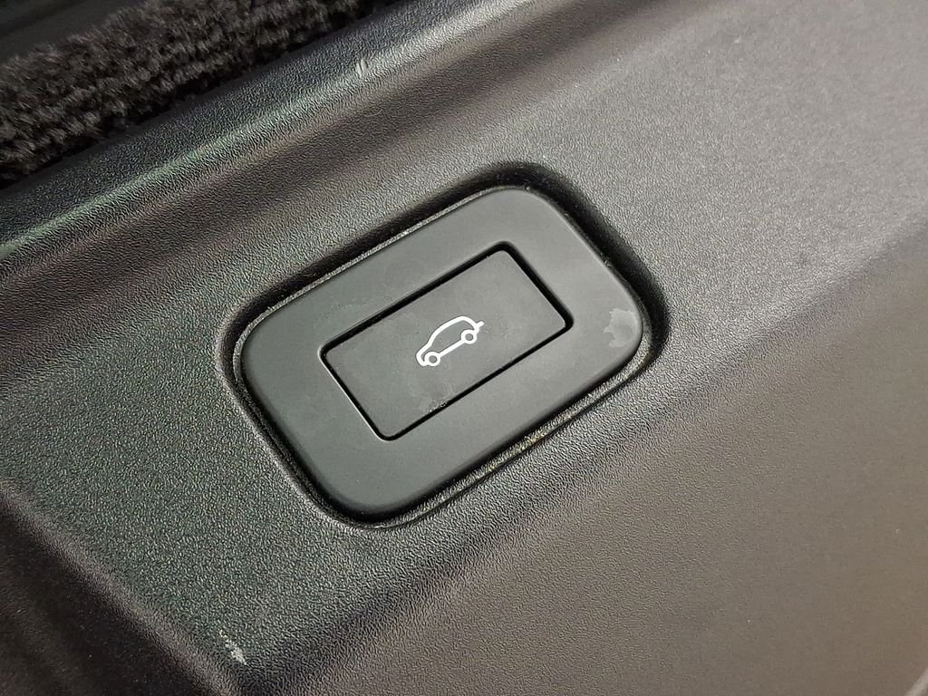 Used 2023  Land Rover Autobiography image 33