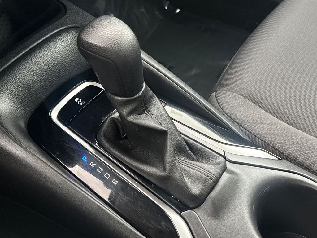 Used 2024 White Toyota LE image 25