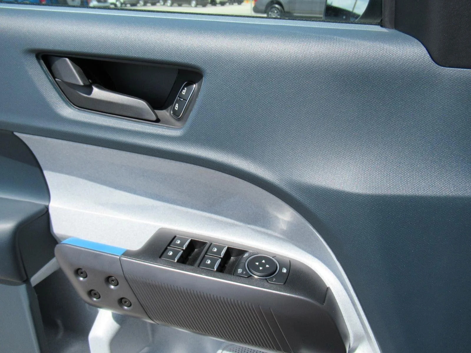 New 2026 Oxford White Ford XLT image 19