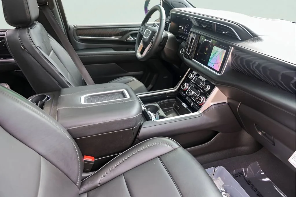 Used 2023 Sterling Metallic GMC Denali image 35
