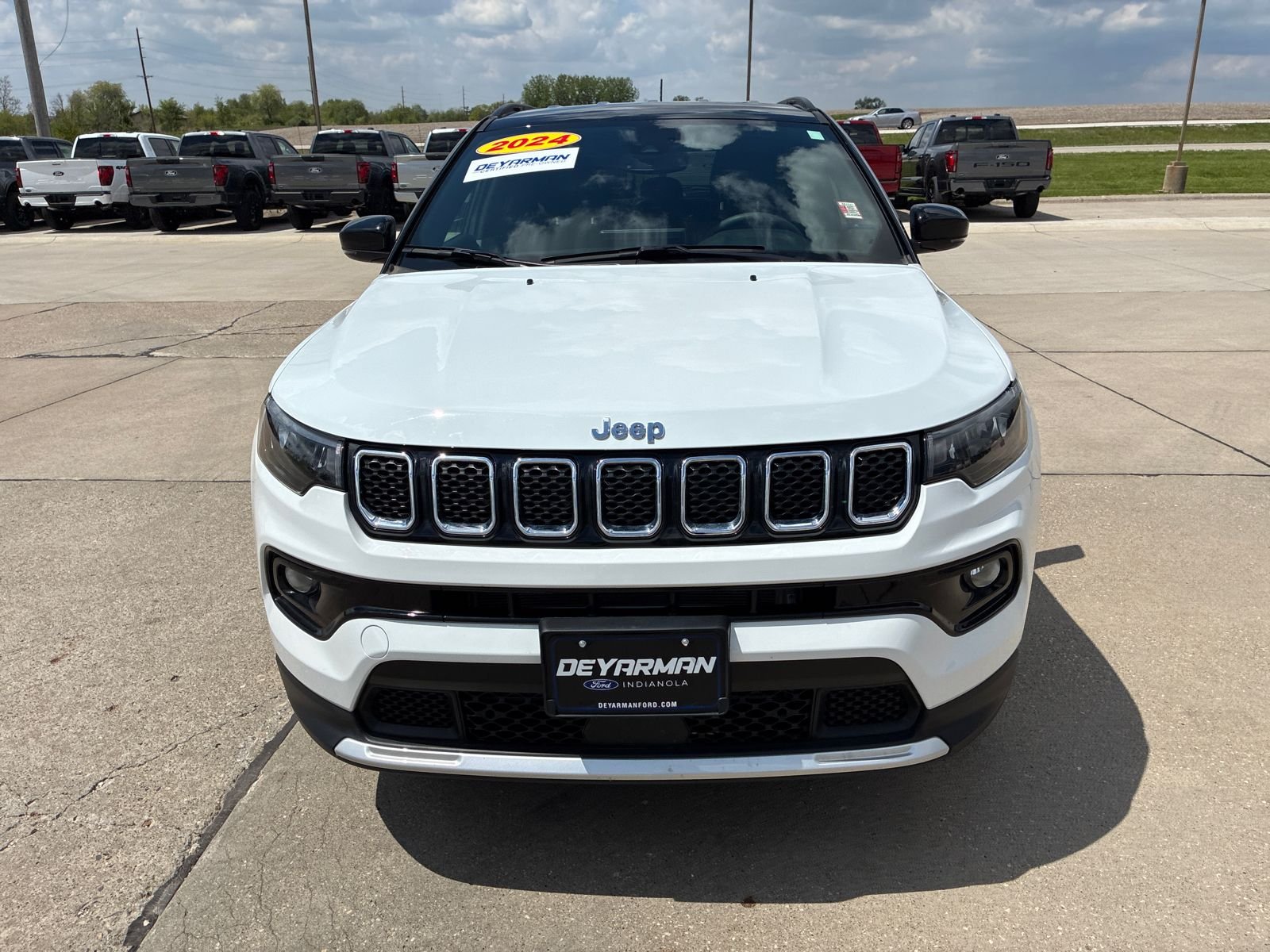 Certified Used 2024 White Jeep Limited image 9