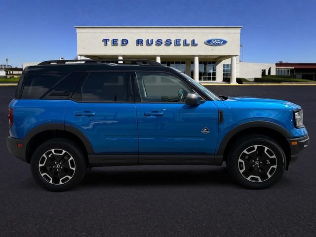 Certified Used 2022 Blue Metallic Ford Outer Banks image 5