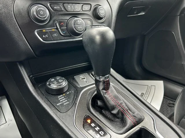 Used 2019 Gray Jeep Trailhawk image 47