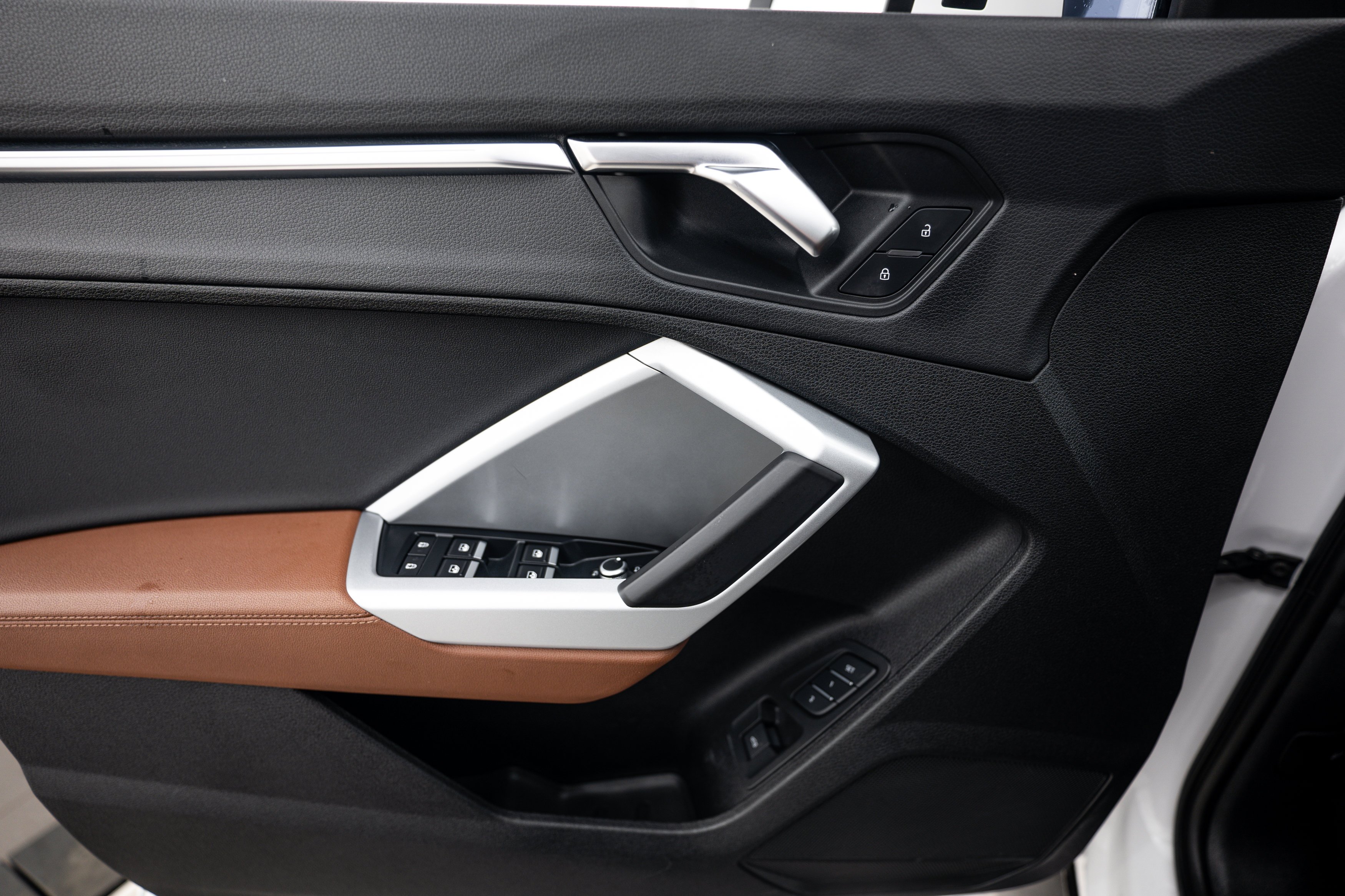 Used 2023 Summit White Chevrolet Premier image 14