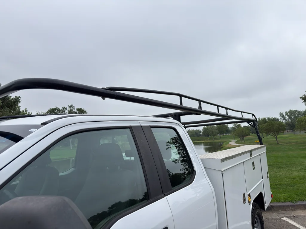 Used 2019 Oxford White Ford XL image 37