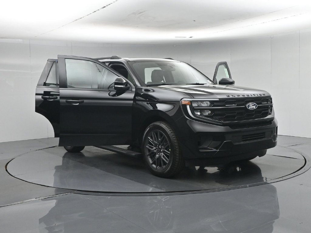 New 2027 Agate Black Metallic Ford Platinum image 36