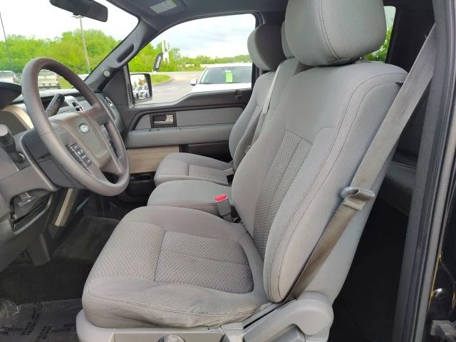 Used 2014 Black Ford XLT image 13