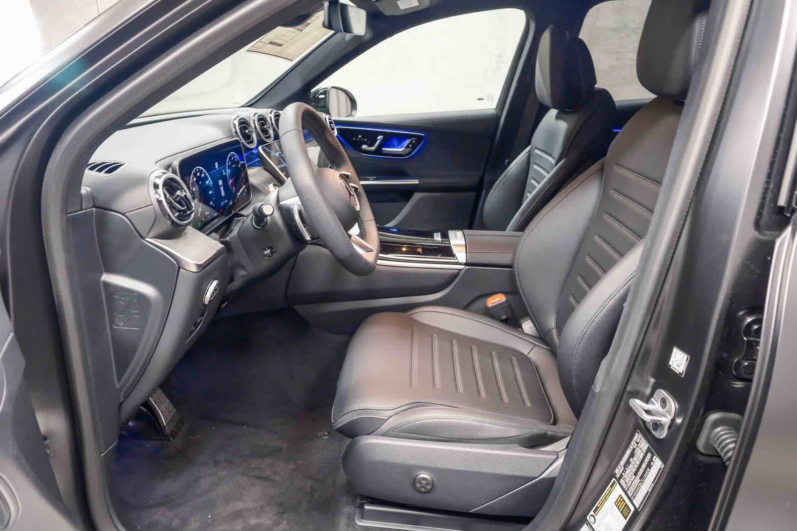 New 2026 MANUFAKTUR exclusive graphite grey magno Mercedes-Benz GLC 300 image 23