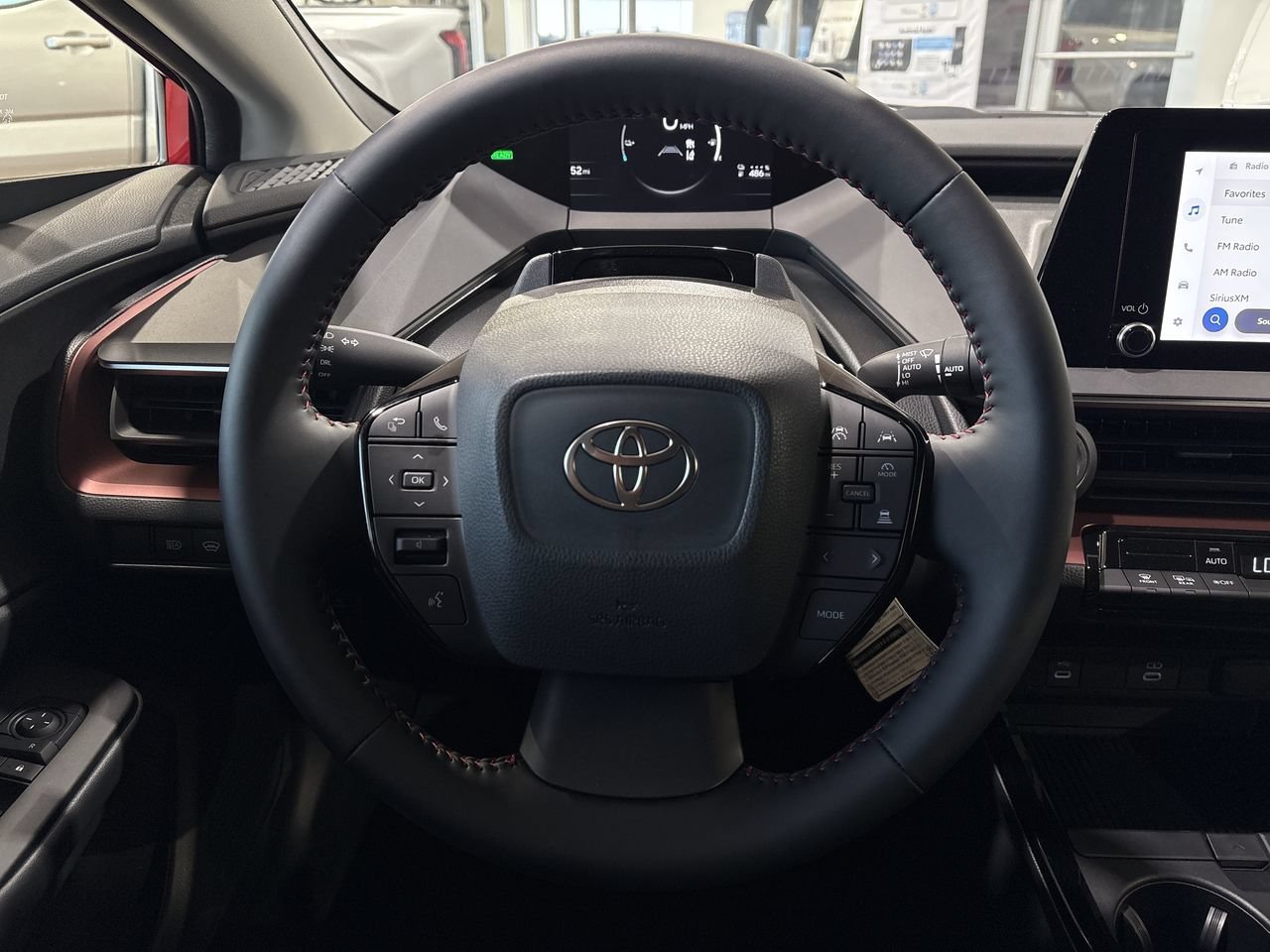 2026 Toyota Prius Plug-in Hybrid SE - Photo 14