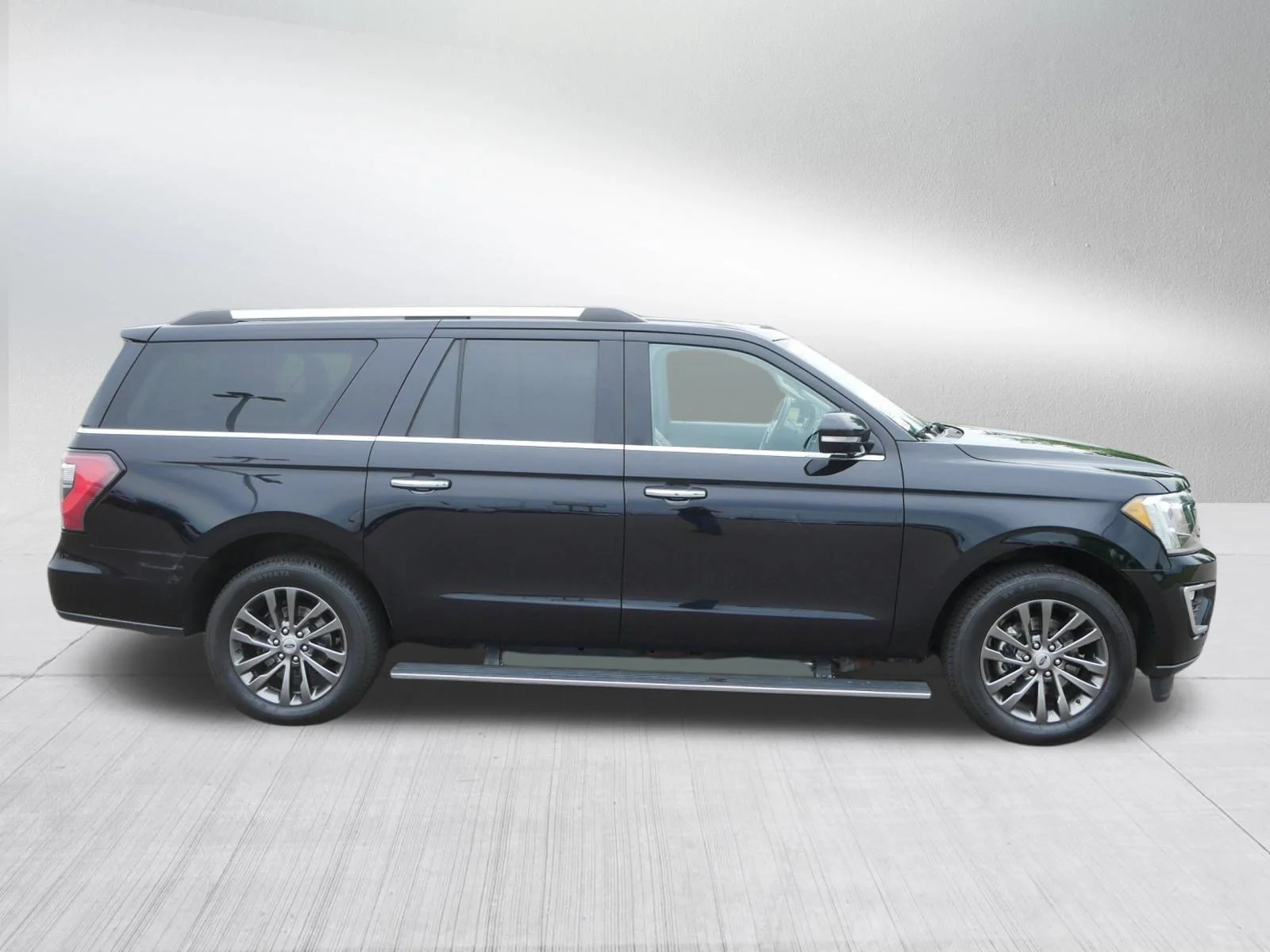 Used 2020 Agate Black Ford Limited image 8