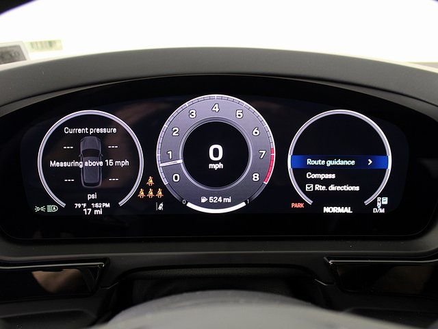 2025 Porsche Cayenne S - Photo 17