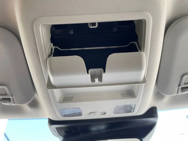 New 2026 SPACE WHITE Ford Outer Banks image 25