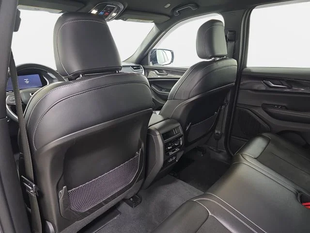 Used 2023 White Jeep Altitude X image 12