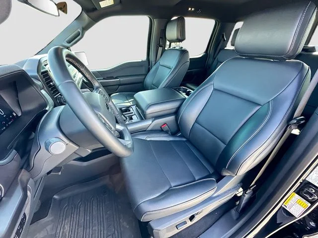 Used 2025 Black Ford Lariat image 21