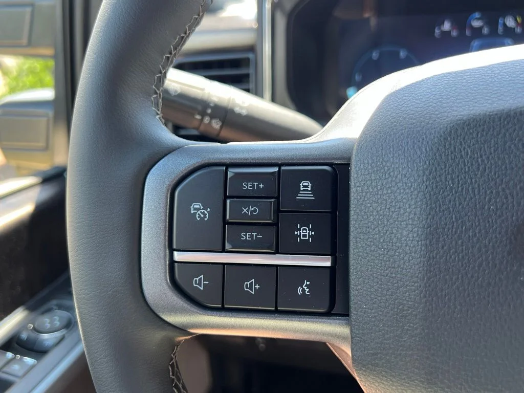 New 2026 Agate Black Metallic Ford F-250® Lariat® image 23
