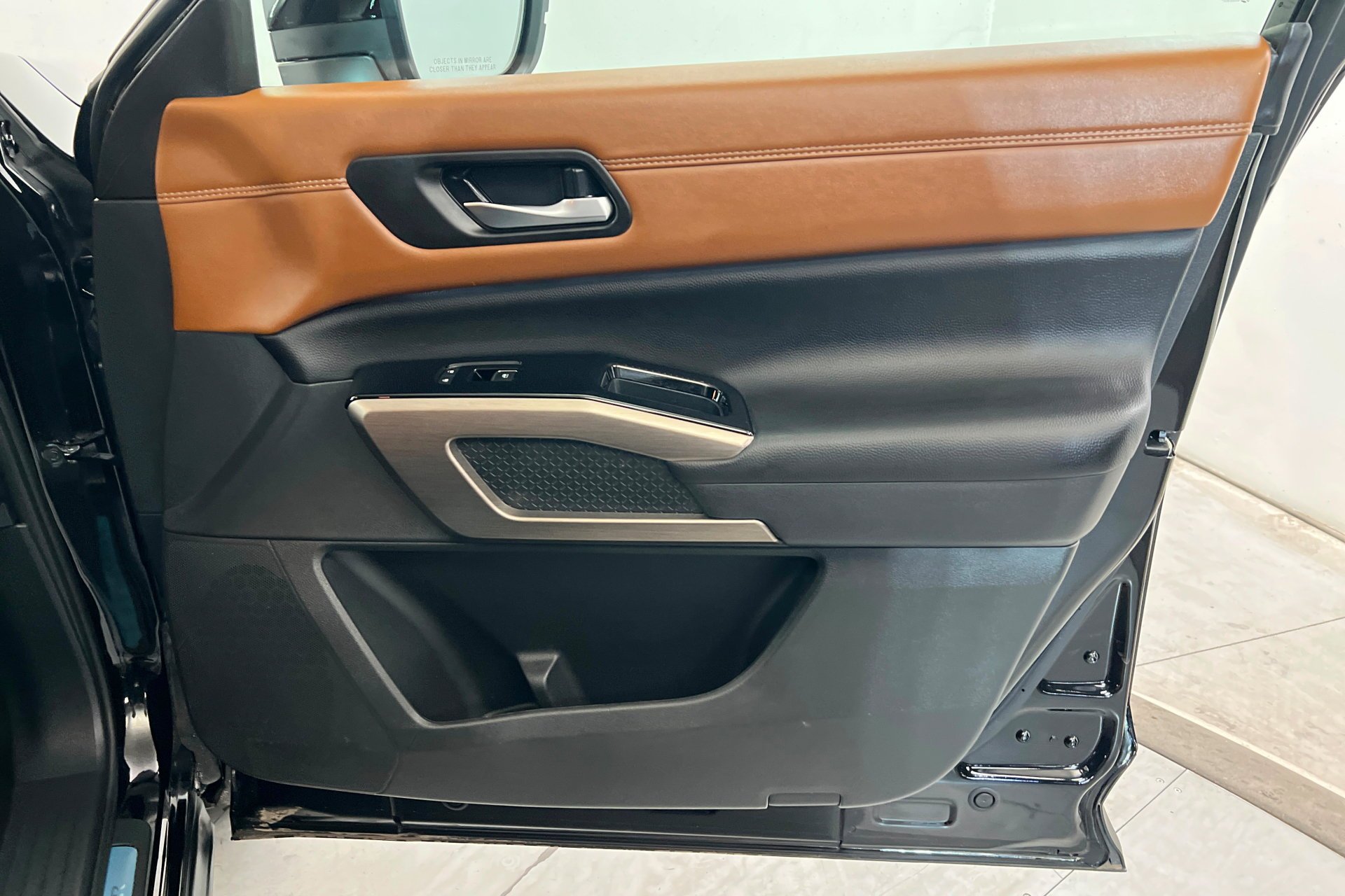 2025 Nissan Pathfinder Platinum - Photo 25