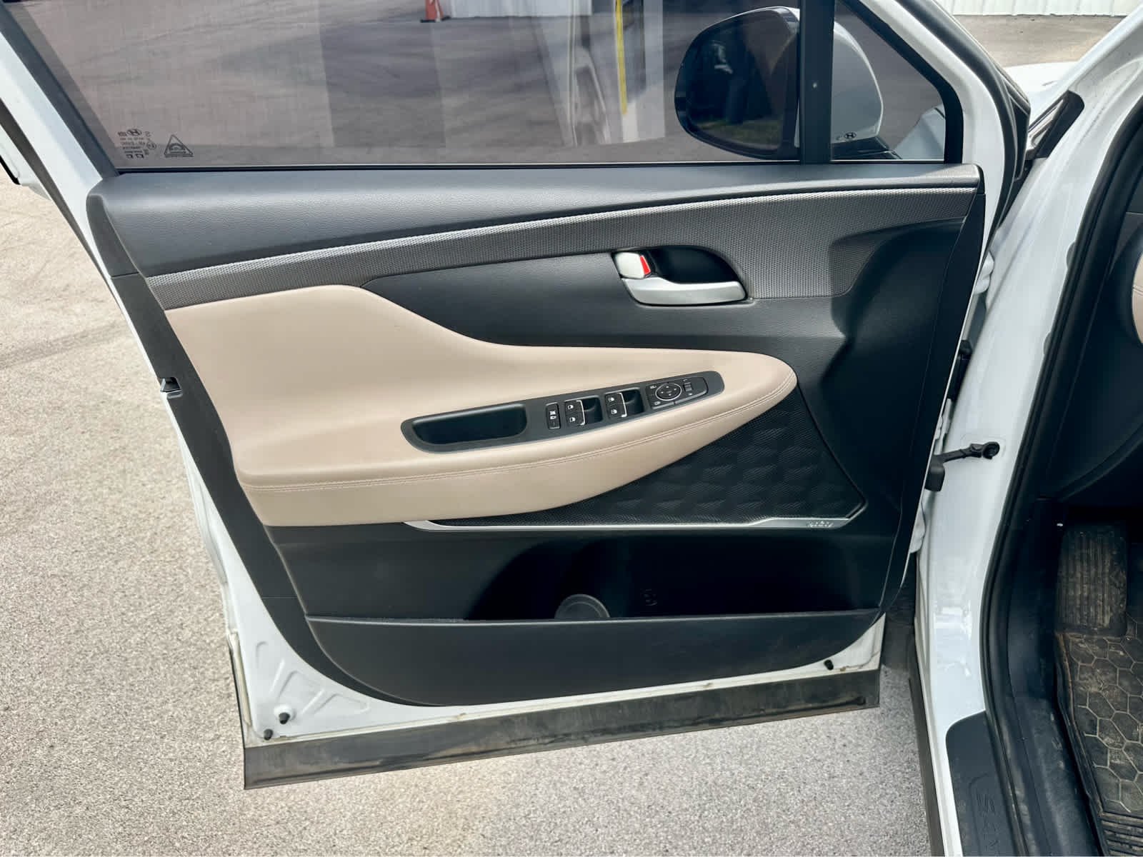 Used 2020 Quartz White Hyundai SEL image 9