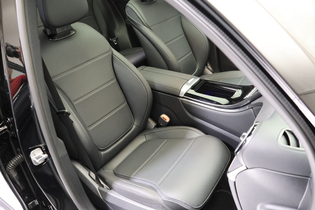 Used 2026 Black Mercedes-Benz GLC 300 image 48