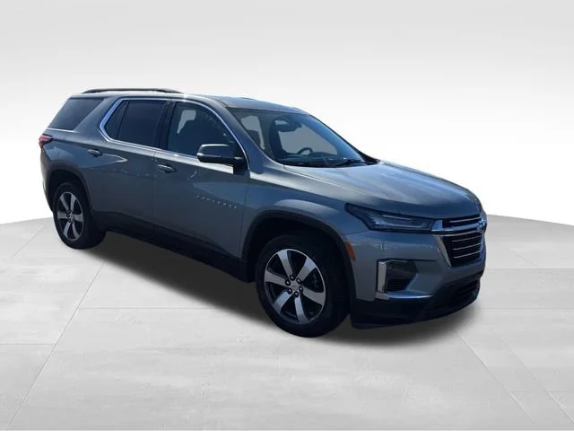 Used 2023 Sterling Gray Metallic Chevrolet LT Leather image 6