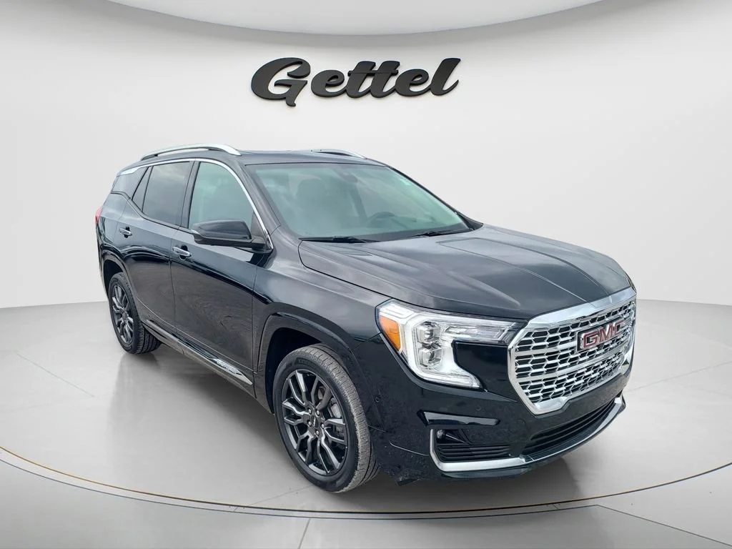 Used 2023 Ebony Twilight Metallic GMC Denali image 3