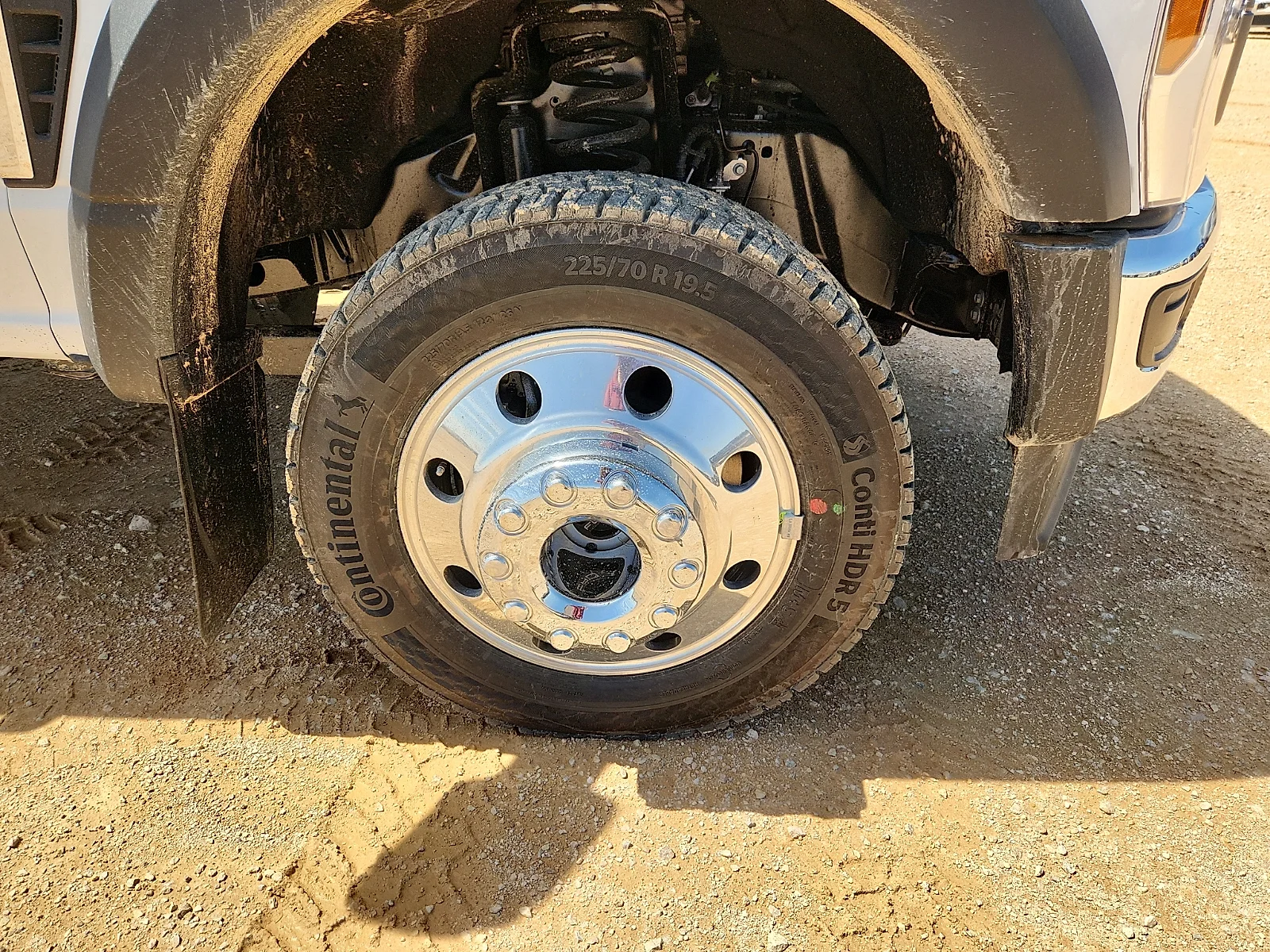 New 2026 Oxford White Ford F-450® XL image 9
