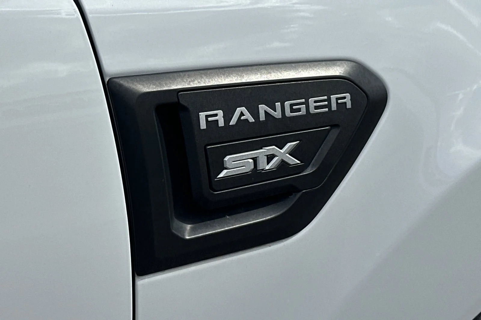 Used 2021 White Ford XL image 25
