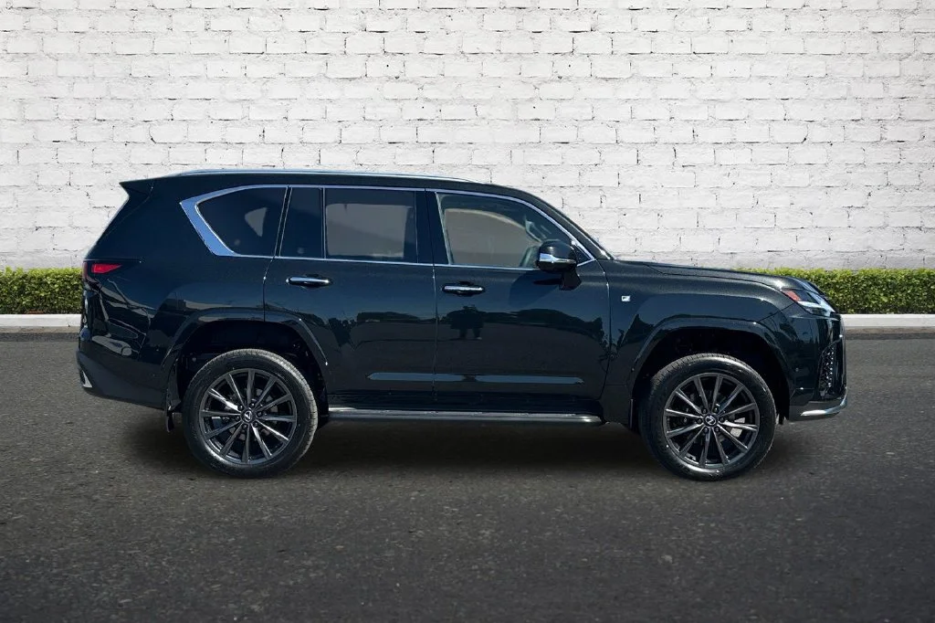 New 2026 Caviar Lexus LX 700h F SPORT HANDLING image 3